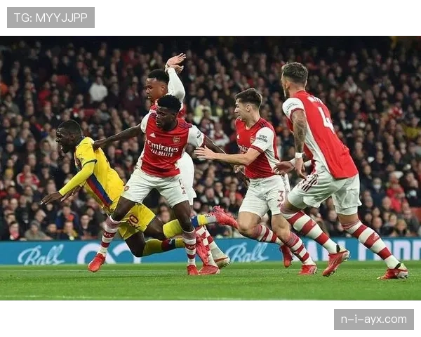 富勒姆边路快攻显威力，强势表现创赛季新高迎战劲敌