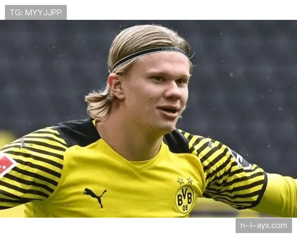 哈兰德荣膺挪威年度最佳球员,稳健表现引全球关注 哈兰德荣膺挪威年度最佳球员,稳健表现引全球关注