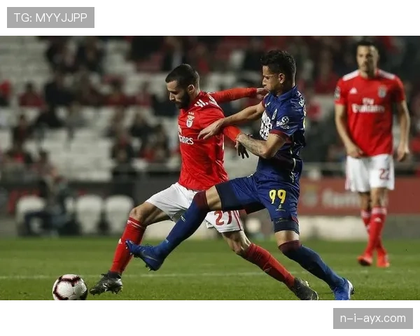 安赫尔·迪马利亚:对阵阿尔维斯的边路攻防经典对决 安赫尔·迪马利亚:对阵阿尔维斯的边路攻防经典对决